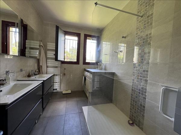 Maison à vendre |  Tonneins |  7 pièces | 234 m²