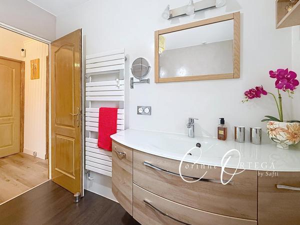 Villa 5 chambres Garage - piscine et grand Atelier