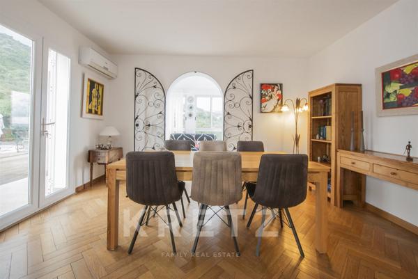 Appartement Duplex de 220m2 - Jardin et Piscine