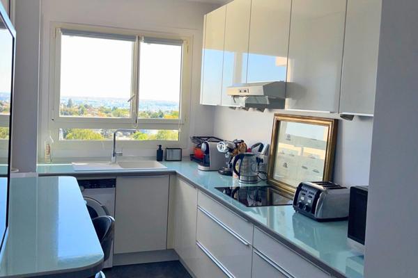 92380 GARCHES – PROCHE SAINT-CLOUD - 3 PIECES 79 m2 - TERRASSE 7 m2 – LUMINEUX - VUE EXCEPTIONNELLE