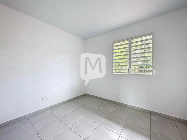 Dpt (Guyane) , à louer CAYENNE maison individuelle T3 de 67 m2 plain-pied