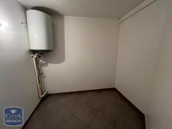 Appartement à louer 3 pièces 90.85m² Mâcon (71000)