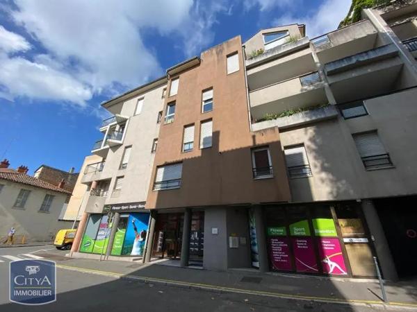 Appartement à louer 3 pièces 90.85m² Mâcon (71000)