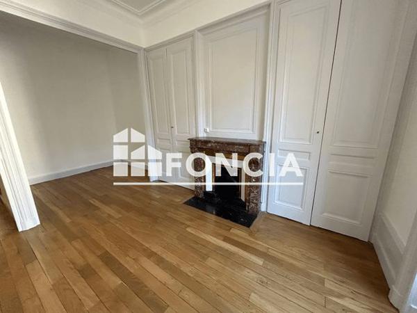 Location Appartement 3 pièces 102.32 m² - 63 AVENUE JEAN JAURES Lyon 69007