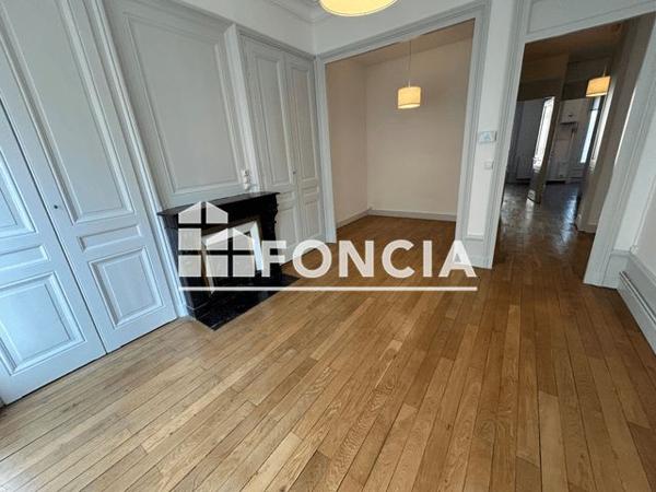 Location Appartement 3 pièces 102.32 m² - 63 AVENUE JEAN JAURES Lyon 69007