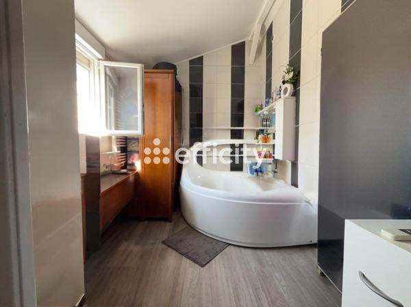 Maison 5 pièces - 192 m²