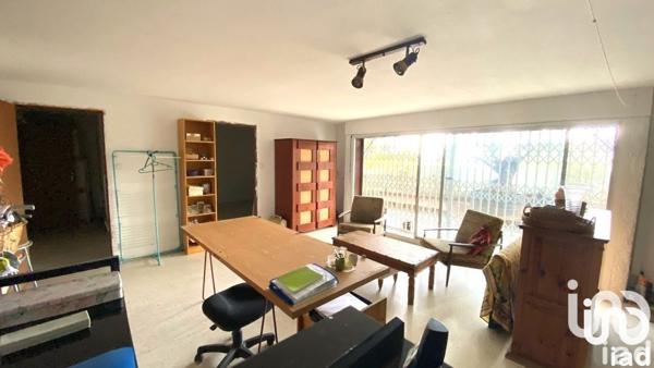 Maison à vendre 7 pièces 190 m² Nîmes-Saint-Césaire