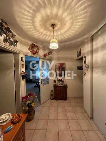 Belle résidence, sécuriséé à 10 mn du centre ville