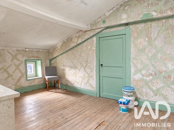 Maison à vendre 10 pièces 231 m² Saint-Laurent-de-Céris