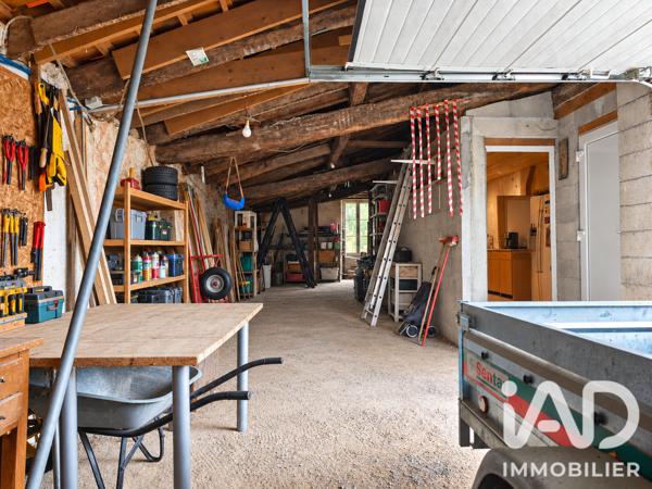 Maison à vendre 10 pièces 231 m² Saint-Laurent-de-Céris