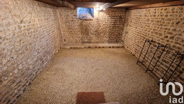 Maison à vendre 7 pièces 230 m² Fontenay-le-Comte