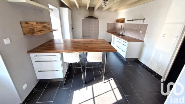 Maison à vendre 7 pièces 230 m² Fontenay-le-Comte