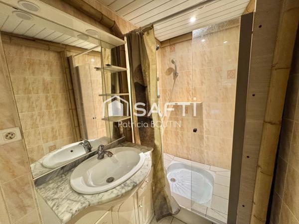 MAISON EN PIERRE 3 CHAMBRES + UN BUREAU ET GARAGE A COULONGES SUR L'AUTIZE !