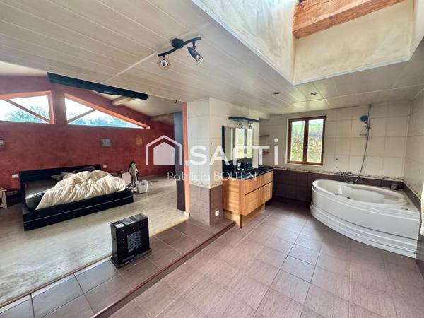 MAISON EN PIERRE 3 CHAMBRES + UN BUREAU ET GARAGE A COULONGES SUR L'AUTIZE !