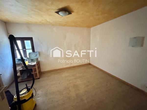 MAISON EN PIERRE 3 CHAMBRES + UN BUREAU ET GARAGE A COULONGES SUR L'AUTIZE !