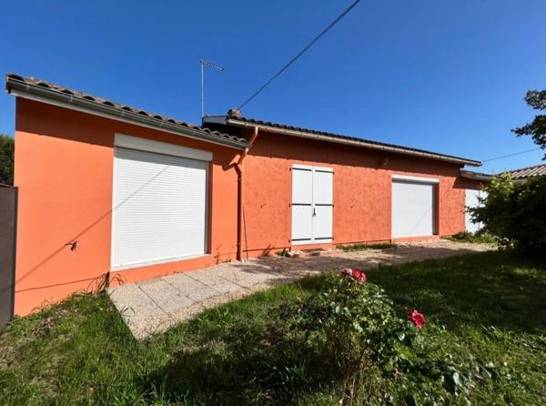 Maison de ville au coeur de Saint-André de Cubzac - 94 m2 habitables - 5 Pièces - 3 Chambres - Terrain  de 480 m2 - Piscinable