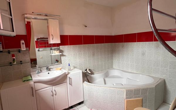 Maison à vendre    5 pièces • 193,85 m2 Sainte-Anne