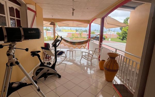 Maison à vendre    5 pièces • 193,85 m2 Sainte-Anne