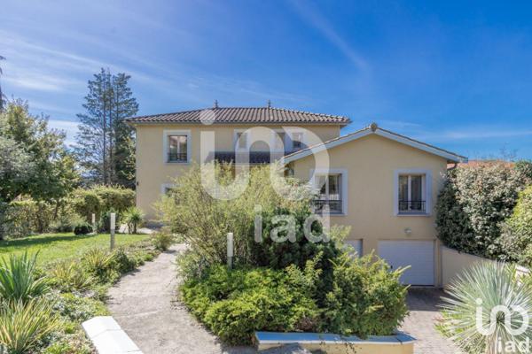 Maison à vendre 6 pièces 194 m² Dardilly