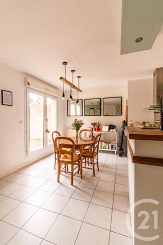 Appartement T4 à vendre  4 pièces - 85,20 m2 LAVAL - 53