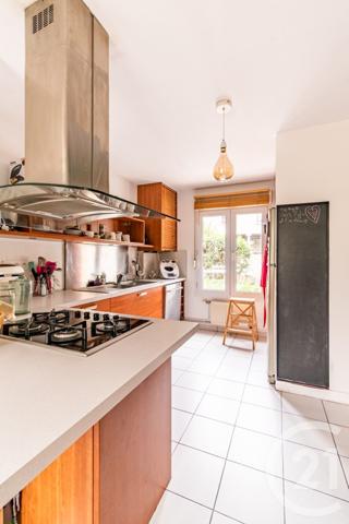 Appartement T4 à vendre  4 pièces - 85,20 m2 LAVAL - 53