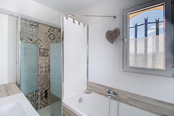 A VENDRE à DRAGUIGNAN - Maison rénovée avec appartement indépendant