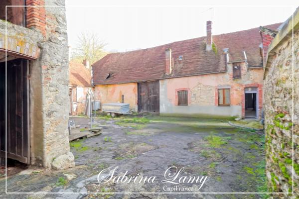 Propriete ancien corps de ferme à vendre 6 pièces BAYE (51)