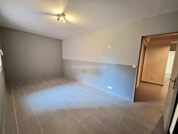 Location Appartement 4 pièces 106 m2 à Draguignan