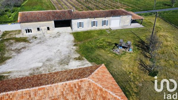 Maison 5 pièces de 141 m² à Montmérac (16300)