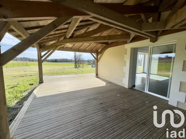 Maison 5 pièces de 141 m² à Montmérac (16300)