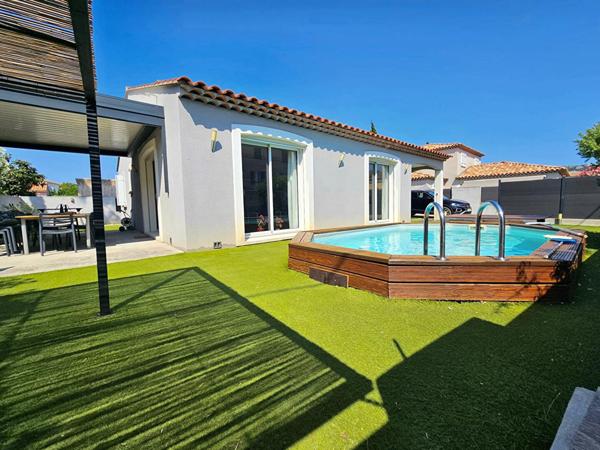 Maison récente de plain-pied La Crau 5 pièce(s) 122m2 -Piscine- Secteur calme, résidentiel et recherché