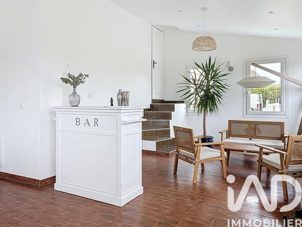 Maison à vendre 8 pièces 226 m² Saint-Valérien