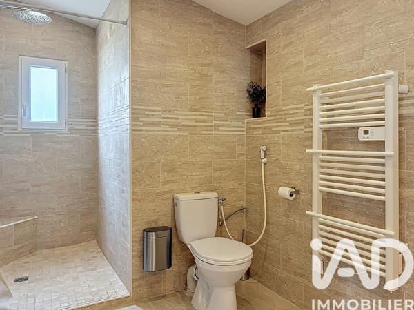 Maison à vendre 8 pièces 226 m² Saint-Valérien