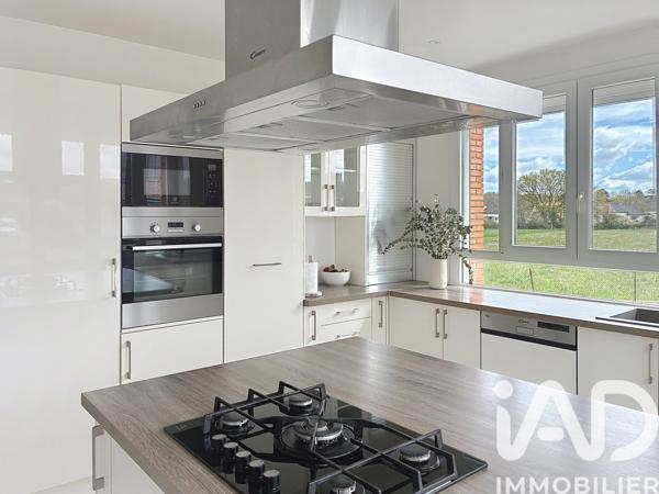 Maison à vendre 8 pièces 226 m² Saint-Valérien