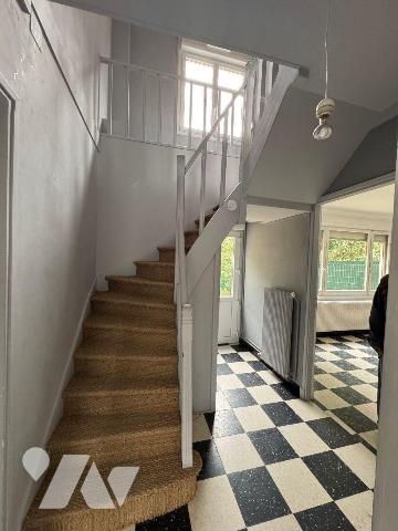 A saisir BAISSE DE PRIX
Beau potentiel pour cette maison de ville située sur la commune de Wor...