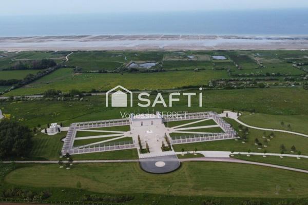À 5 minutes des plages de Ver-sur-Mer – Ancienne ferme à fort potentiel !