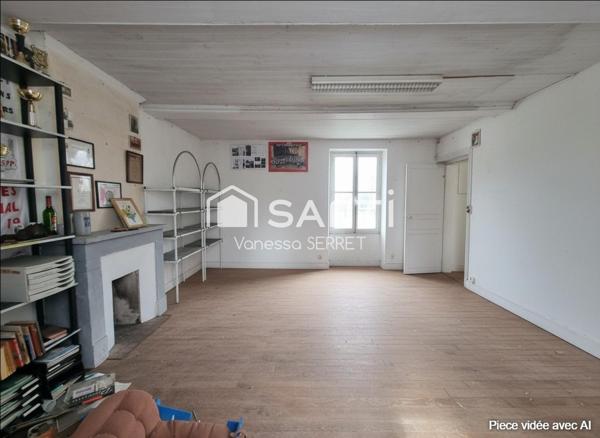 À 5 minutes des plages de Ver-sur-Mer – Ancienne ferme à fort potentiel !