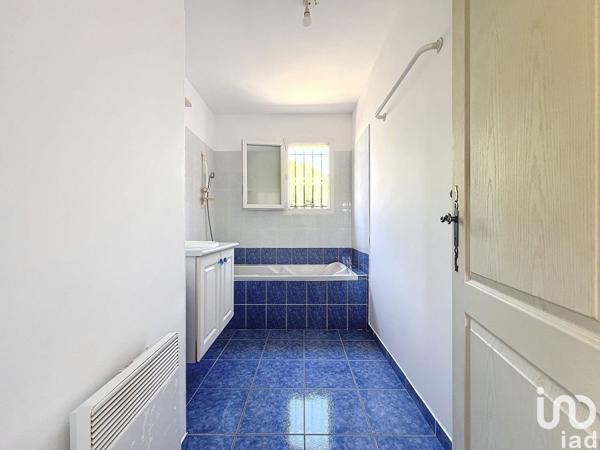 Maison 4 pièces de 97 m² à Avignon (84140)