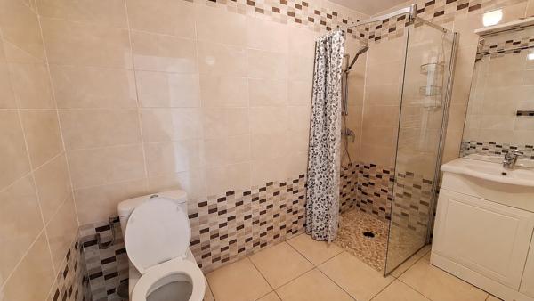 Appartement 2 pièces avec stationnement - Chennevières-sur-Marne - CHENNEVIERES SUR MARNE