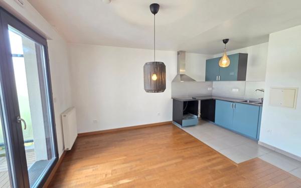 Appartement à vendre    2 pièces • 40 m2 Houilles