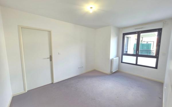 Appartement à vendre    2 pièces • 40 m2 Houilles