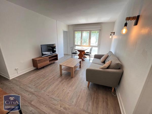 Appartement à louer 4 pièces 65.39m² Le Mans (72100)