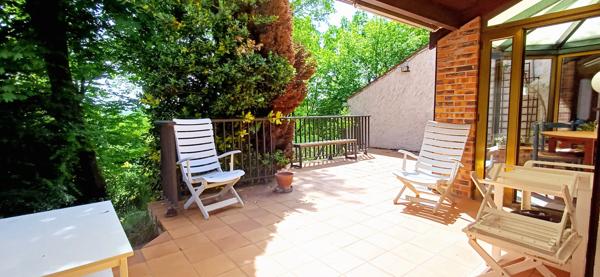 Maison d'architecte de 161m² à 600 mètres de la gare RER C