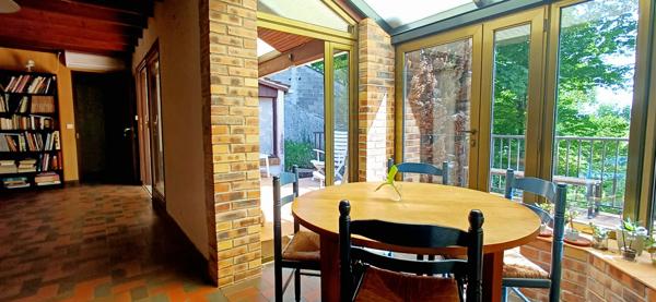 Maison d'architecte de 161m² à 600 mètres de la gare RER C