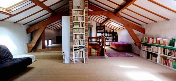 Maison d'architecte de 161m² à 600 mètres de la gare RER C