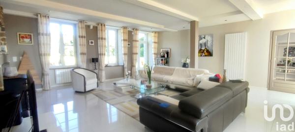 Maison à vendre 8 pièces 288 m² Isigny-le-Buat