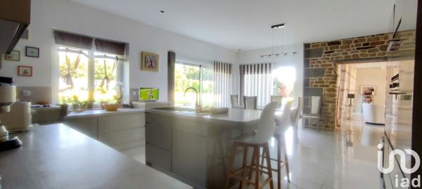 Maison à vendre 8 pièces 288 m² Isigny-le-Buat