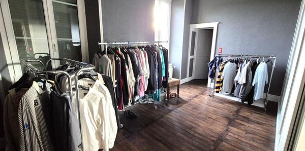 Belle Demeure ou Château de 415 m² à Réhabiliter et Restaurer avec Cour, Garage, Terrasses, Cave voûtée, Chaufferie Fioul et Poêle à Granulés, Greniers de 150 m², Dépendances et Terrain clos et paysager de 3050 m²