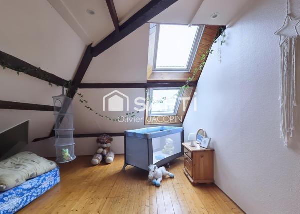 Grand appartement lumineux, trois chambres