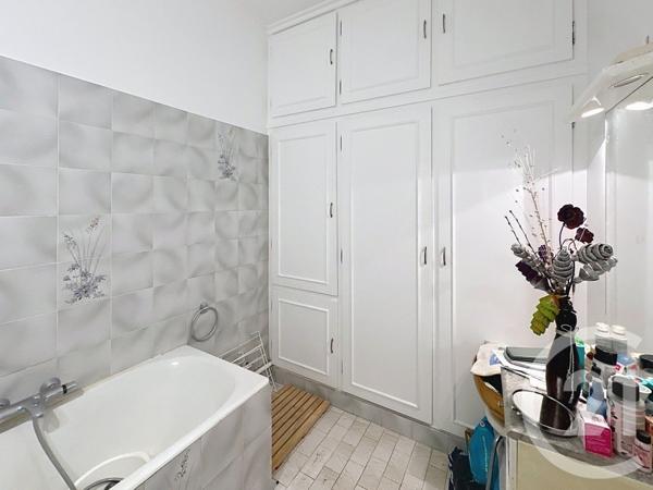 Appartement T2 à vendre  2 pièces - 44,39 m2 PARIS - 75018